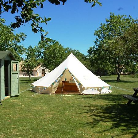 Camping La Foret De Tesse Exterior photo