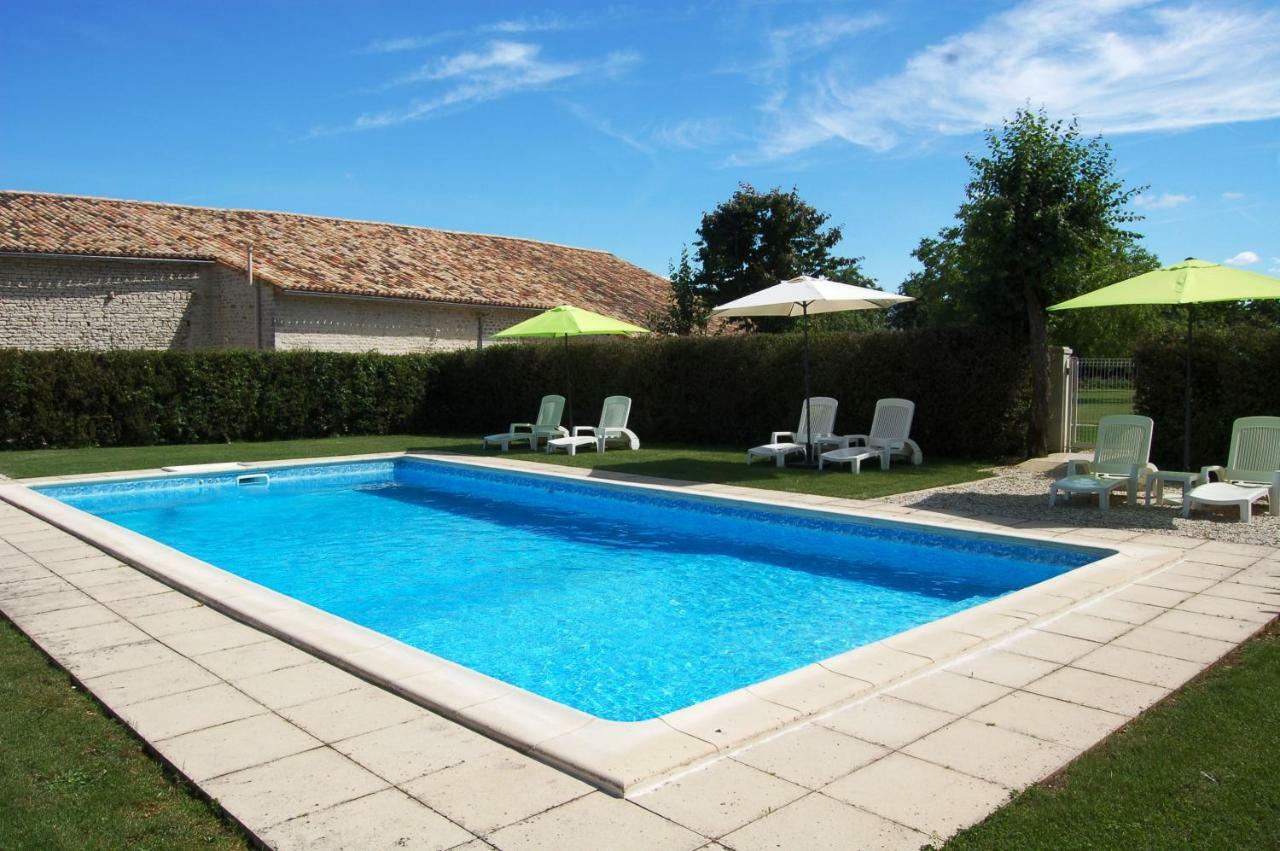 Camping La Foret De Tesse Exterior photo
